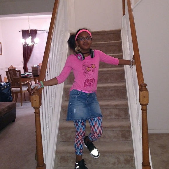 Meet your Posher, Tina - Picture 2 of 7